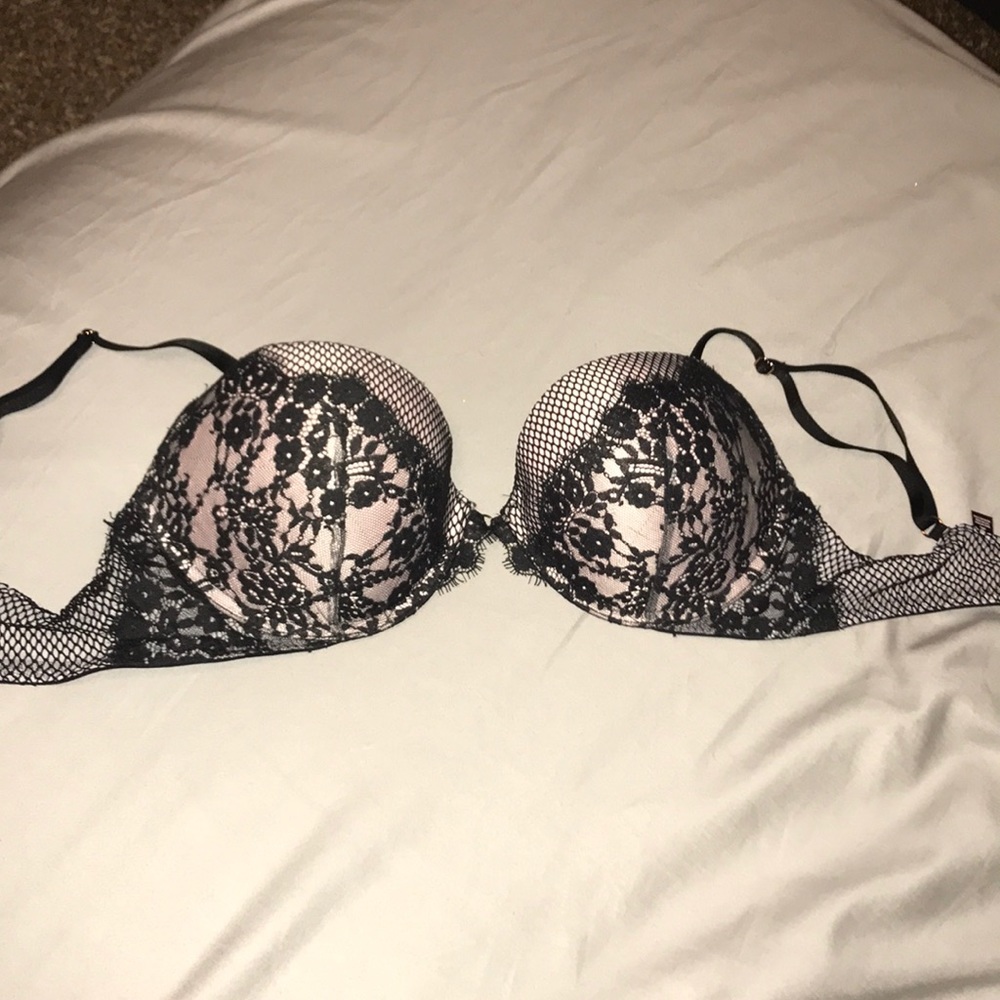 Brand new never worn VS push up bra